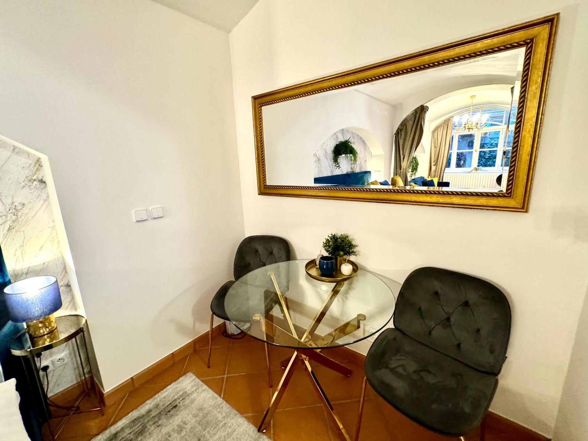 Elegantsuite 1 Minut Charles Bridge Ps5 And Garden * Prag